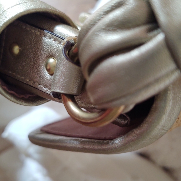 Coach Small Purse - Picture 14 of 16